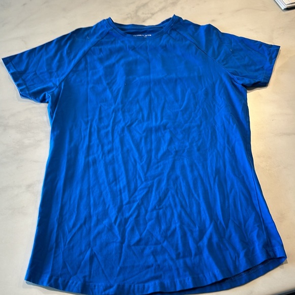 Alphalete tee - Picture 2 of 3